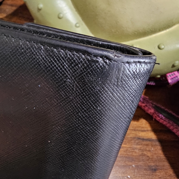 Prada Saffiano leather black wallet - Picture 4 of 13